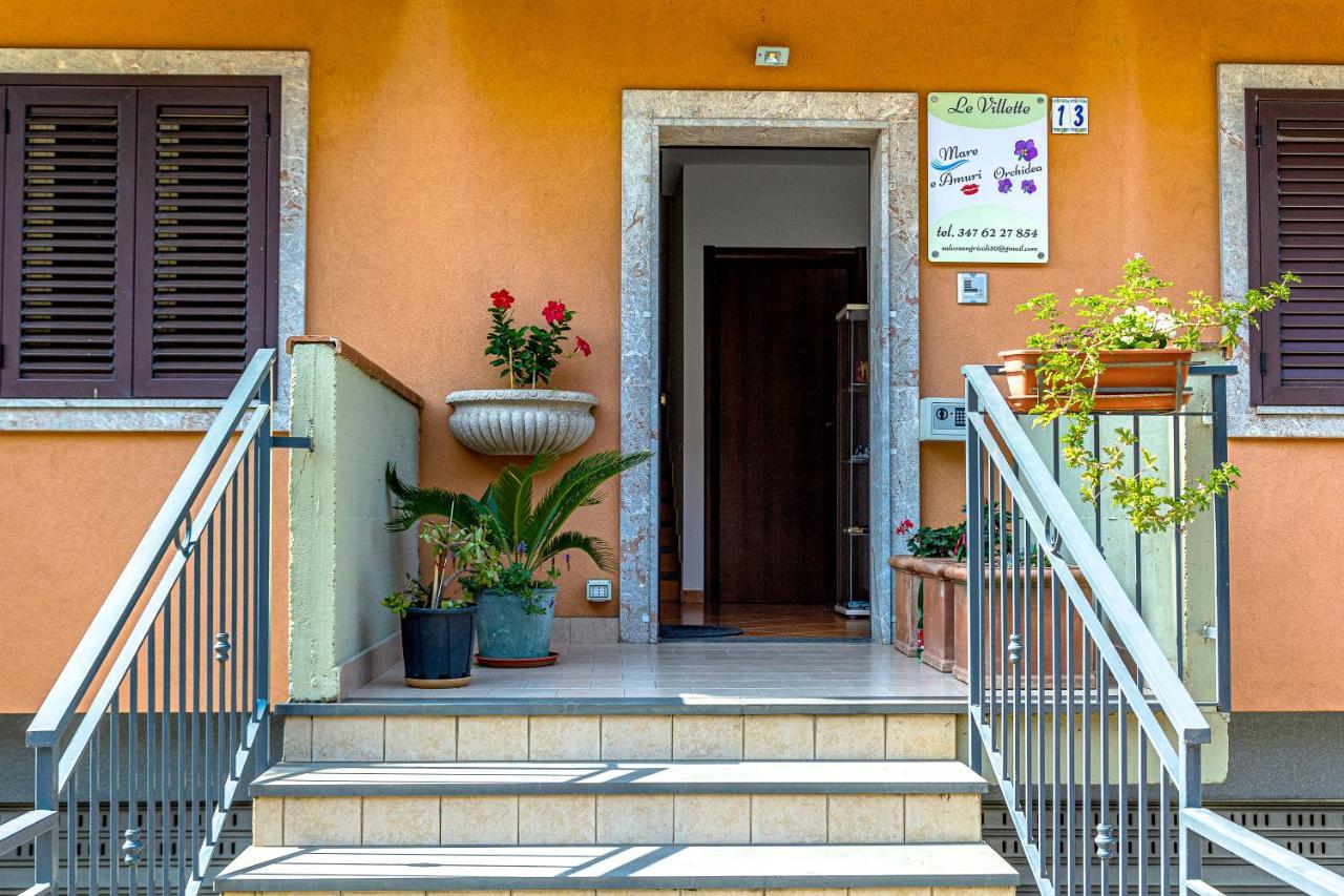 Villetta Mari E Amuri Giardini Naxos Eksteriør billede